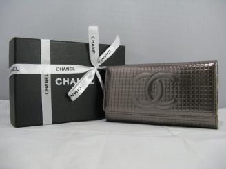 chanel コピー 財布 91764 女性 クラッチ財布 銀白色 シャネルエナメル