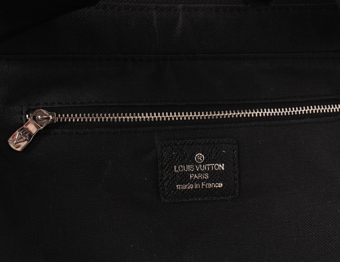  メンズ メッセンジャーバッグ M32009 ルイ·ヴィトン Louis Vuitton エピ・レザー ブラック