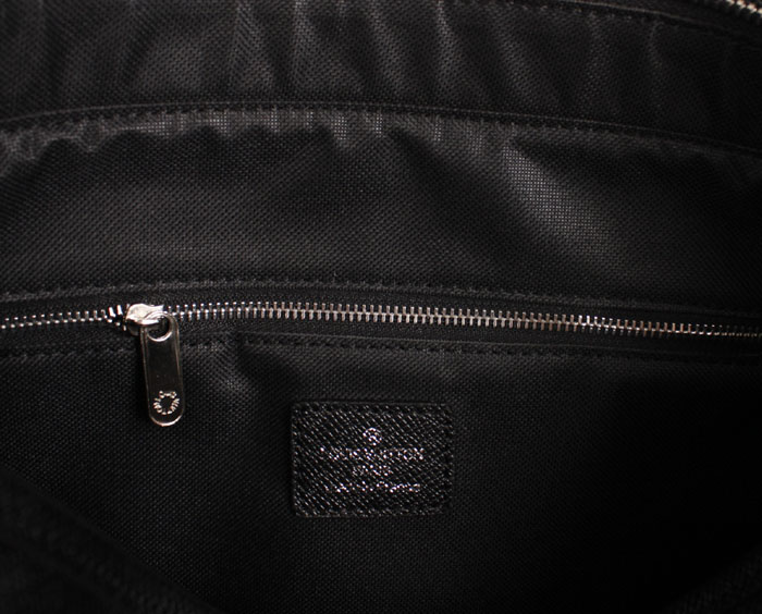  メンズ ハンドバッグ メッセンジャーバッグ M31122 ブラック ルイ·ヴィトン Louis Vuitton エピ・レザー