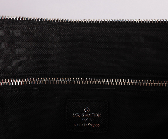 <b> メンズ ハンドバッグ メッセンジャーバッグ ルイ·ヴィトン Louis Vuitton M32096 ブラック エピ・レザー</b>