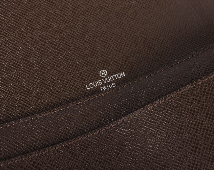 <b> ブラウン ルイ·ヴィトン Louis Vuitton エピ・レザー M32598 メンズ クラッチバッグ</b>