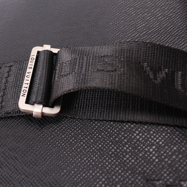  ECS005960 エピ・レザー ブラック ルイ·ヴィトン Louis Vuitton メンズ ショルダーバッグ メッセンジャーバッグ