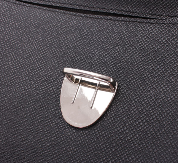  エピ・レザー ブラック メンズ ショルダーバッグ メッセンジャーバッグ ECS005975 ルイ·ヴィトン Louis Vuitton