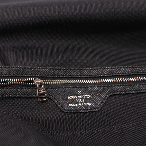  エピ・レザー ECS005991 ルイ·ヴィトン Louis Vuitton メンズ ショルダーバッグ メッセンジャーバッグ ブラック