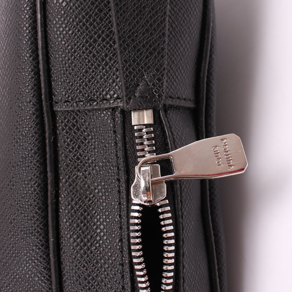  ECS005994 ルイ·ヴィトン Louis Vuitton エピ・レザー ブラック メンズ ハンドバッグ メッセンジャーバッグ