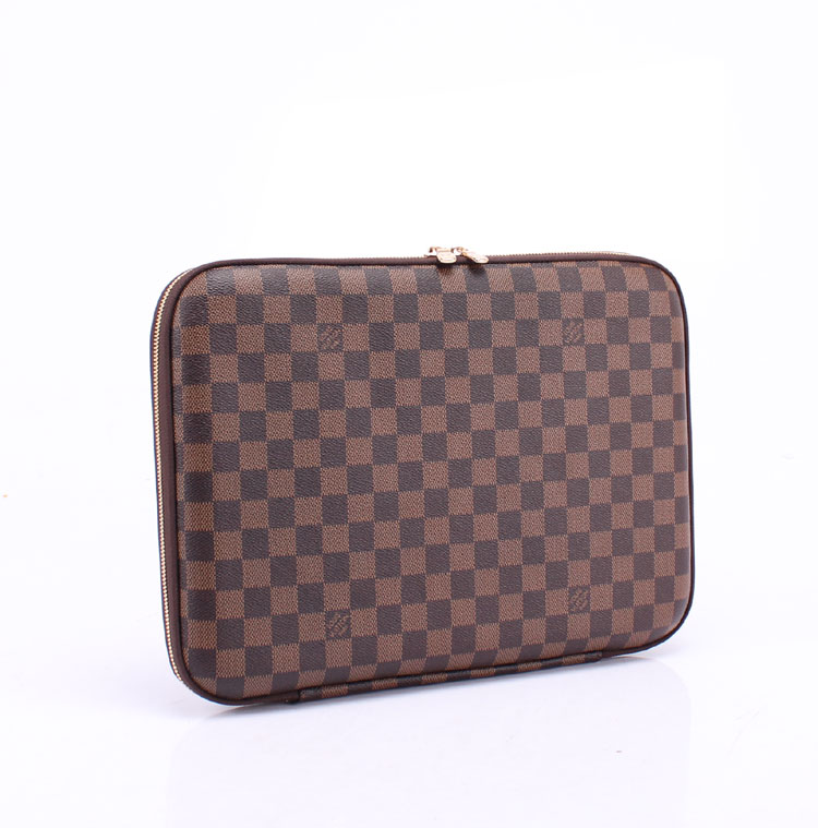 <b> ヴィトンダミエ生地 ブラウン ルイ·ヴィトン Louis Vuitton メンズ クラッチバッグ N58023</b>