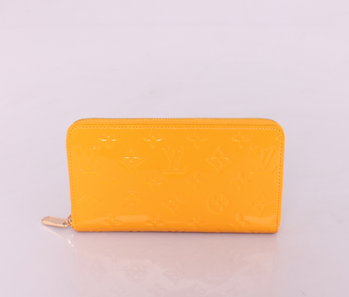  M93575 男性女性 ユニセックス 長財布  ルイ·ヴィトン Louis Vuitton 専用牛革生地 黄色
