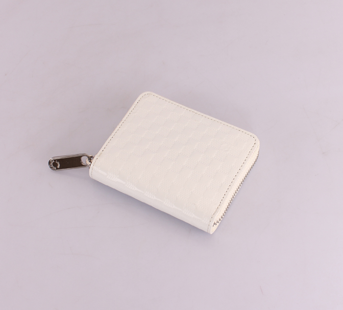  M94405 専用牛革生地 ルイ·ヴィトン Louis Vuitton 白い 男性女性 ユニセックス 短い財布 
