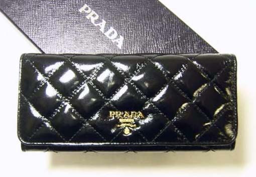 プラダ   アンティークソフト 二つ折長財布（ブラック）1M1132-P53