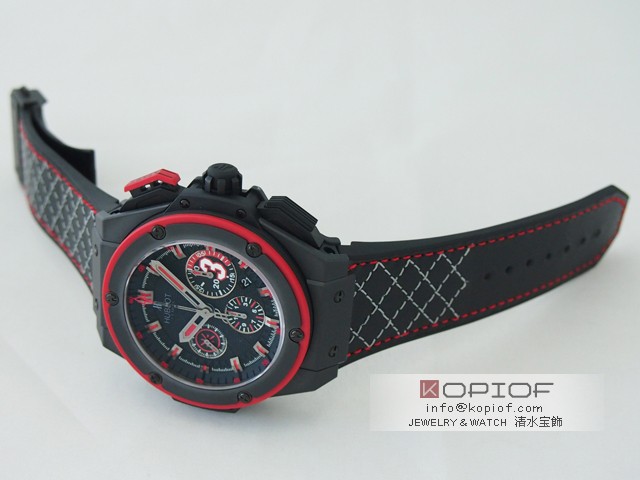 ウブロ HUBLOT キングパワー 703.CI.1123.VR.DWD11 ドウェイン・ウェイド　世界限定500本 ブラックコピー 腕時計販売