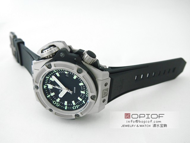 ウブロ HUBLOT キングパワー オーシャノグラフィック4000 731.NX.1190.RX ブラックラバー 世界限定1,000本 ブラックスーパーコピー腕時計