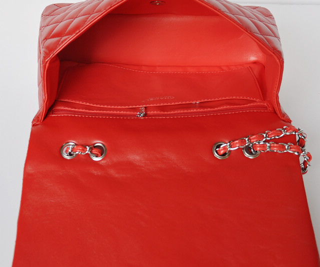  女性 ショルダーバッグ ECS009211 CHANELシャネル 赤い シャネル羊革
