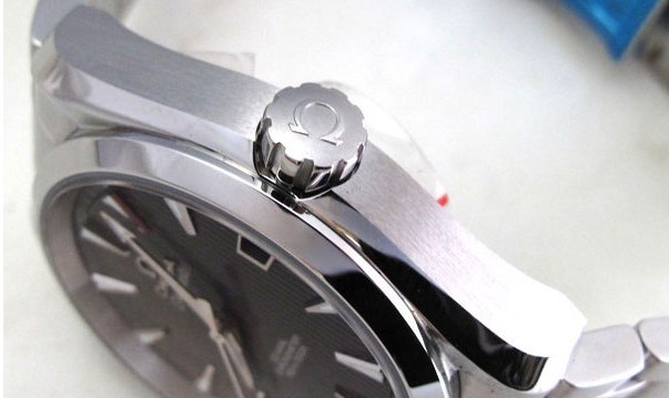 コピー腕時計 オメガスーパーコピーシーマスターアクアテラクロノメーターM231.10.39.21.06.001スーパーコピーブランド腕時計