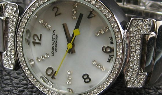 ルイヴィトン   時計ダイヤモンド時計 LV-033