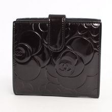 品番：lwcha47422bkシャネル CHANEL カメリア エナメル 二つ折財布 ブ