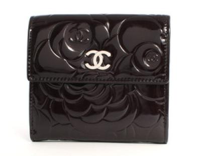 品番：lwcha47422bkシャネル CHANEL カメリア エナメル 二つ折財布 ブ