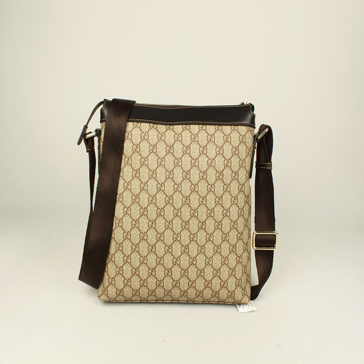  298188PVC Gucci PVC GUCCIグッチ 男性 ハンドバッグ メッセンジャーバッグ ブラウン