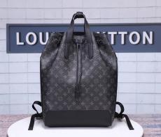 ルイヴィトン LOUIS VUITTON バックパック 新入荷  M40527